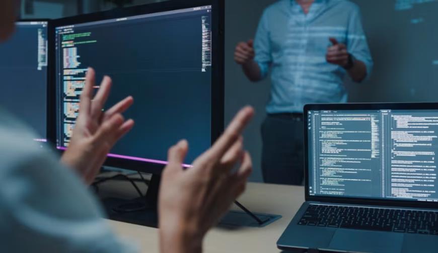 什邡市软件开发公司警示:7大迹象,揪出项目脱轨危机